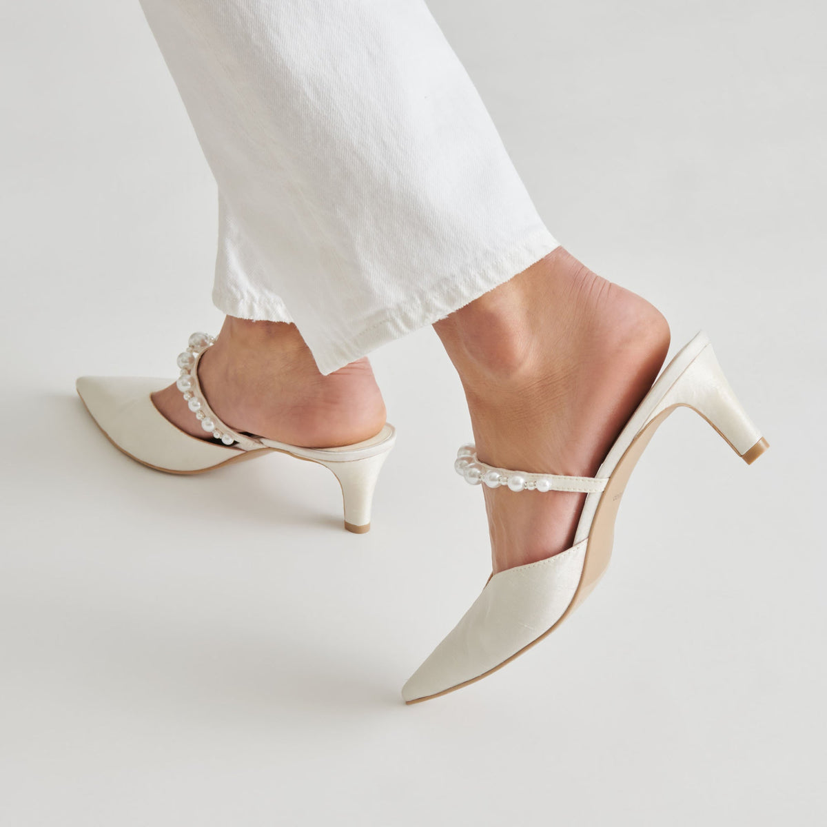 Dolce Vita SHOES | Kanika Pearl Mid Vanilla Pearl Heels