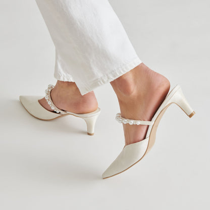 Dolce Vita SHOES | Kanika Pearl Mid Vanilla Pearl Heels