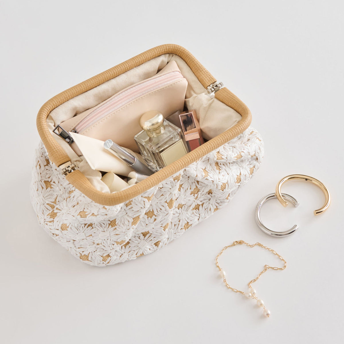 Dolce Vita HANDBAGS | FIORE CLUTCH EMBROIDERED NATURAL RAFFIA
 – Dolce Vita